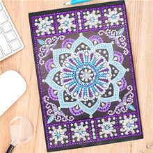 Lade das Bild in den Galerie-Viewer, Diamantmalerei-Notizbuch