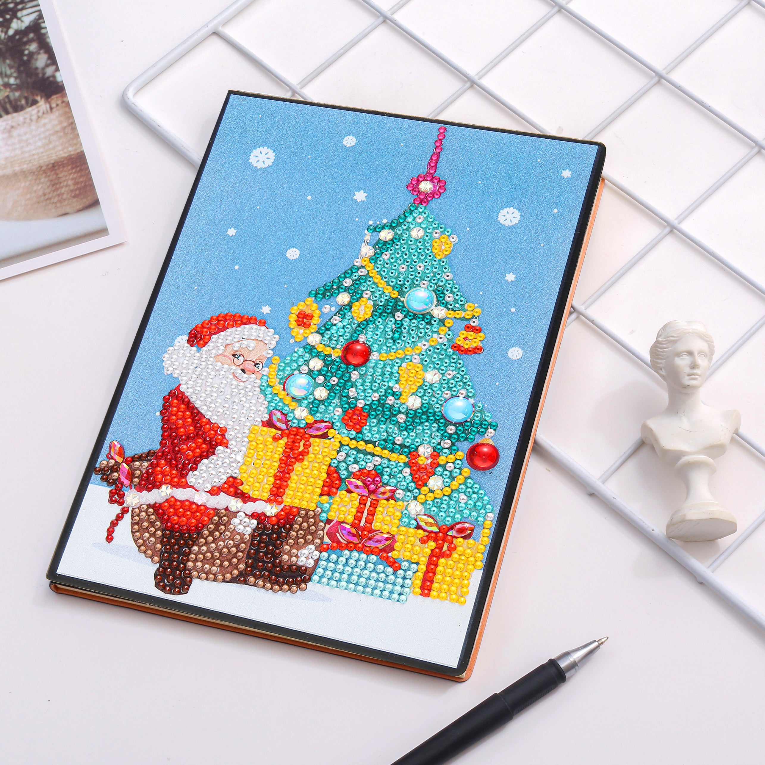 Diamond Painting Notitieboek - Kerstman met Cadeaus