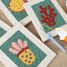 Afbeelding in Gallery-weergave laden, Punch Needle Set - 4 Mini Canvas Zeedieren Set 2
