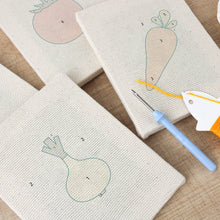 Afbeelding in Gallery-weergave laden, Punch Needle Set - 4 Mini Canvas Groente Mix
