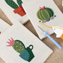 Afbeelding in Gallery-weergave laden, Punch Needle Set - 4 Mini Canvas Cactussen Set 2
