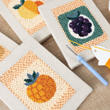 Afbeelding in Gallery-weergave laden, Punch Needle Set - 4 Mini Canvas Fruit Set 2
