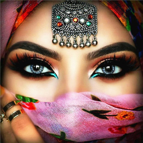 Diamond Painting - Arabische Vrouw met Blauwe Ogen